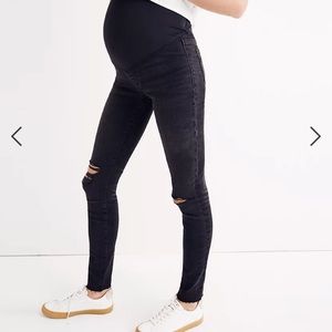 Madewell Maternity Over-The-Belly Skinny Jeans in Black Sea
